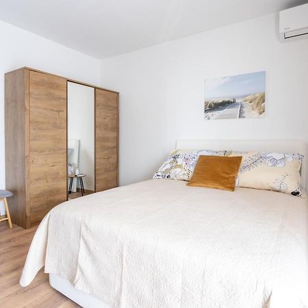 Alto 1 Studio Apartment רוביני מראה חיצוני תמונה